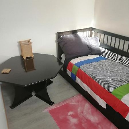 Апартаменти Petit Cocon Pour 1 Personne Аржантей Екстер'єр фото